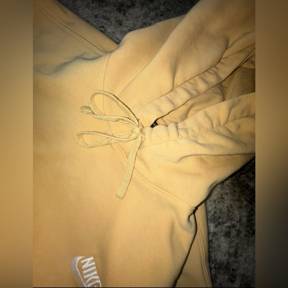 Nike Fleece Pullover Sweatshirt Hoodie Saturn Yellow Size:Medium worn 2x EUC - Picture 4 of 5